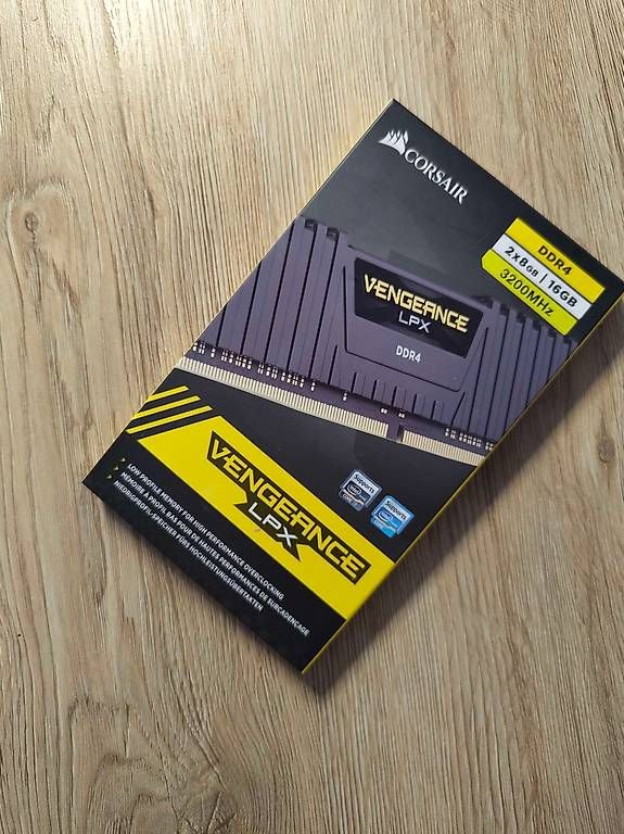 Corsair Memory / RAM: 2x8 GB DDR4 RAM – Gebraucht aus Lugano von 3L1554 1