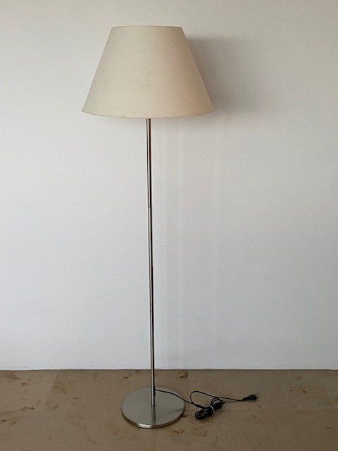 Lampen: Stehleuchte – Gebraucht aus Pfaffhausen von stepober
