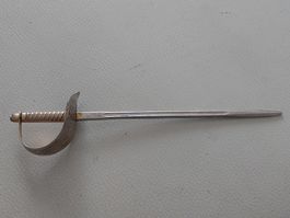 Brieföffner Wilkinson Sword mit verziertem Korb Metall silbe