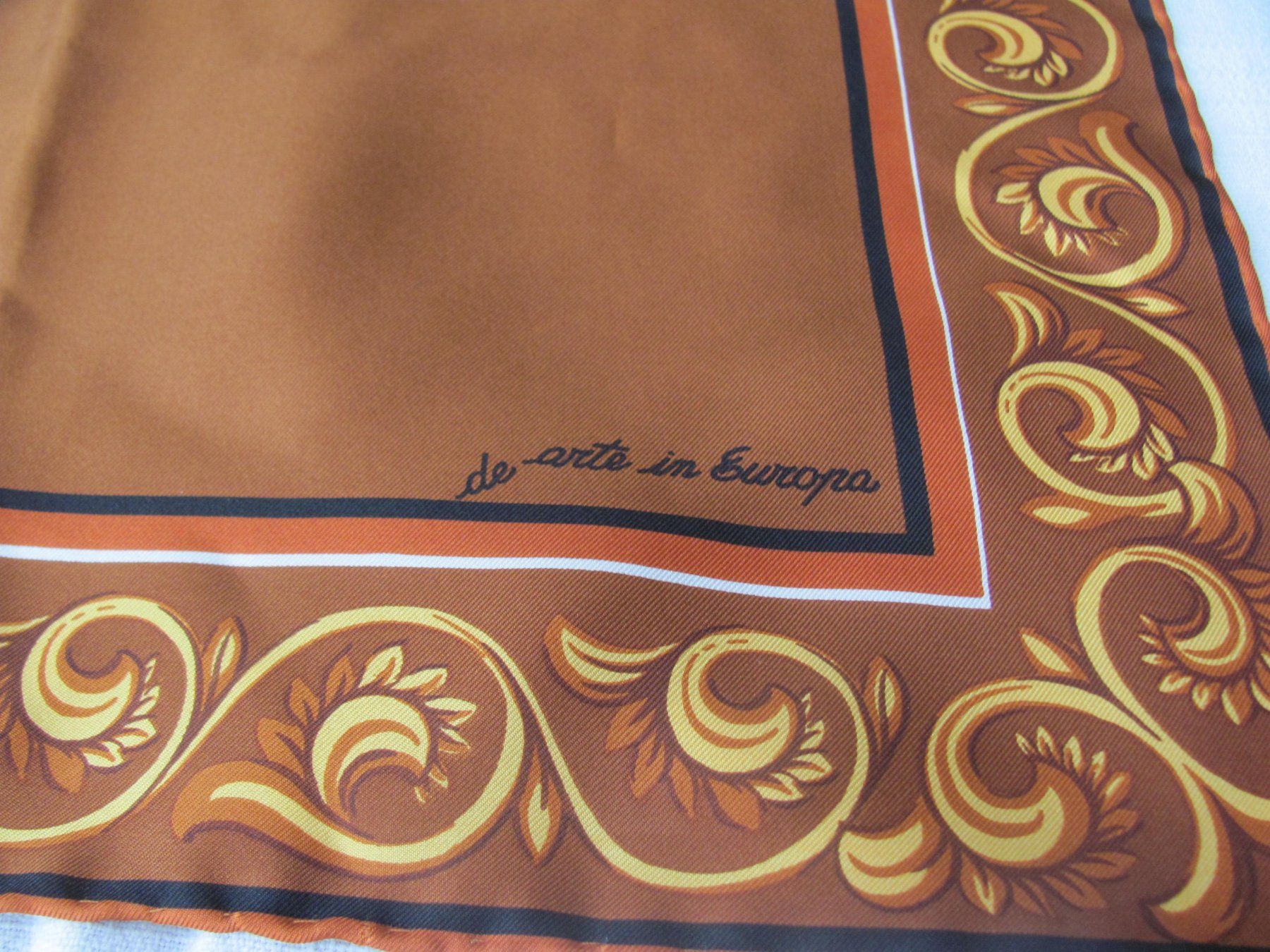 Ensoie Foulard & Sciarpe: Foulard en soie twill – Nuovo (secondo la descrizione) da Vétroz venduto da magnolia5 1