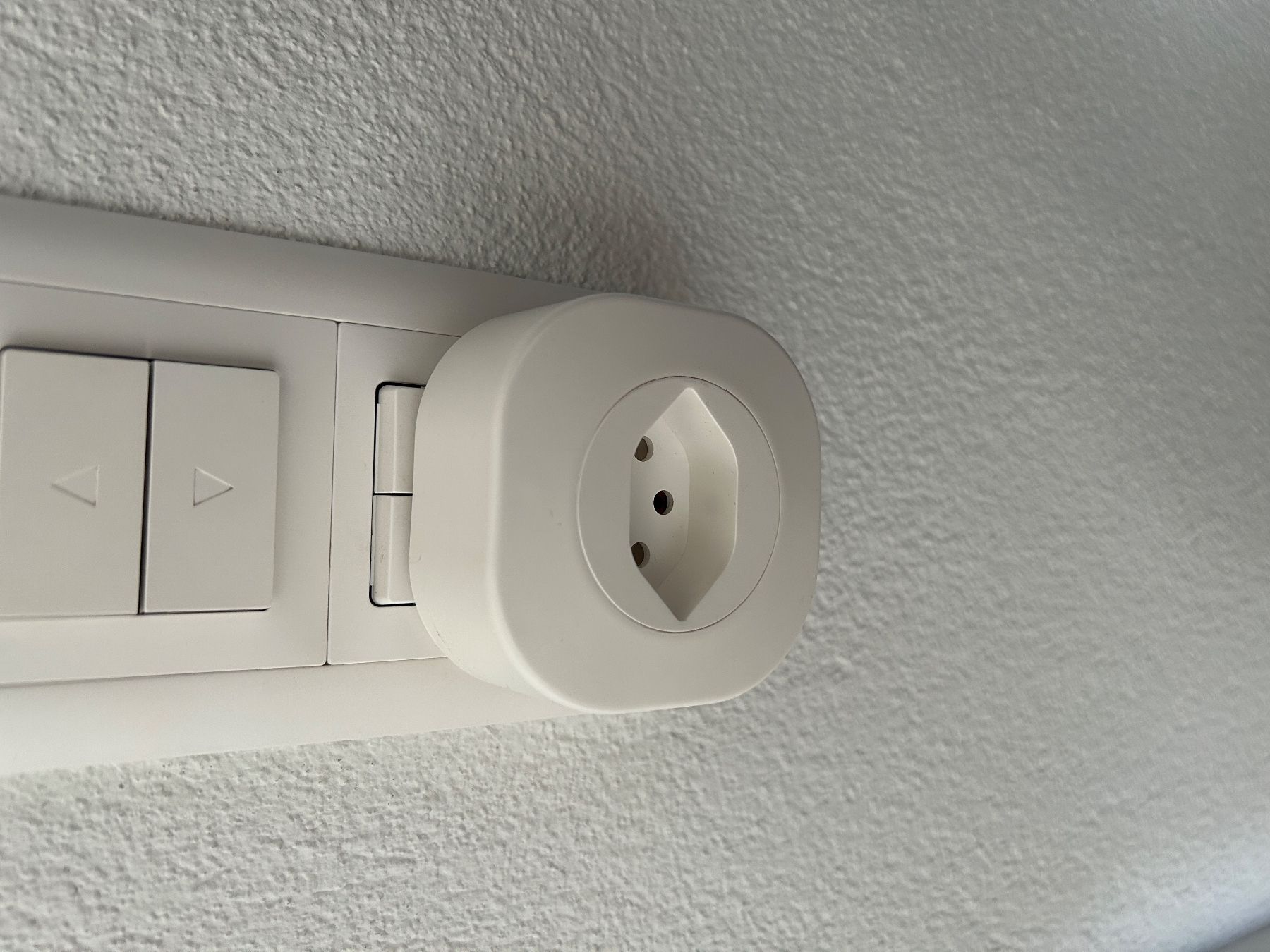 Schalter: 6x Smart Plugin (2x CH-Norm / 4x BR-Norm) – Gebraucht aus Köniz von Ruffkiid 1
