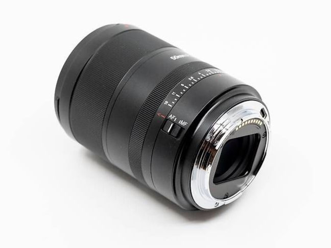 7artisans Obiettivi: 7Artisans AF 50mm F1.8 L-Mount – Nuovo e nell'imballaggio originale da Lausanne venduto da saucisson4774 3