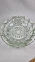 Schöner Vintage Aschenbecher Glas Deko