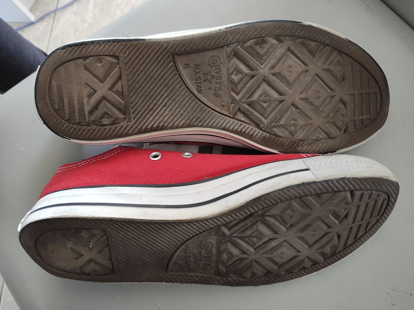 Converse Scarpe da uomo: Knallrote CONVERSE, Gr.39 – Usato da Melchnau venduto da Unikat01 4
