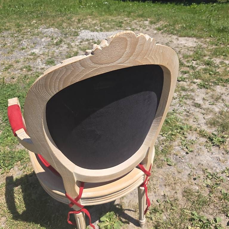 Sedie: 4 chaises style Louis XIII – Usato da Le Bry venduto da Mcdistribution 3