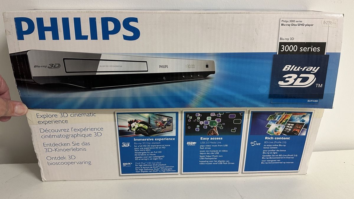 Philips Audio- & Mediensysteme: Philips Blu-ray 3D Player 3000 Serie - Top Zustand! – Gebraucht aus Uster von Rtvburkhardt