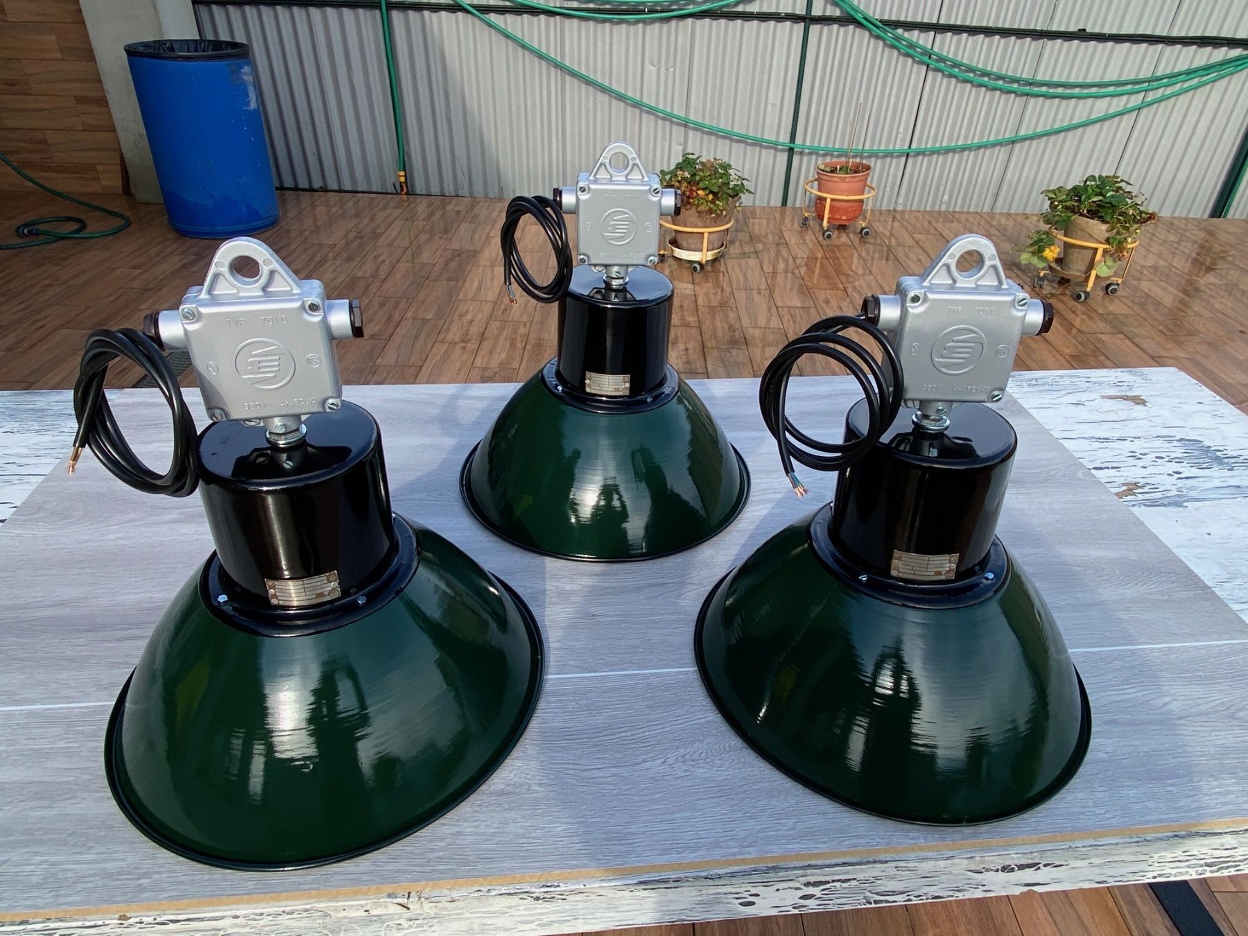Lampade: 3 Original Industrielampen – restauriert & bereit – Usato da Zweisimmen venduto da Belinator1969 3