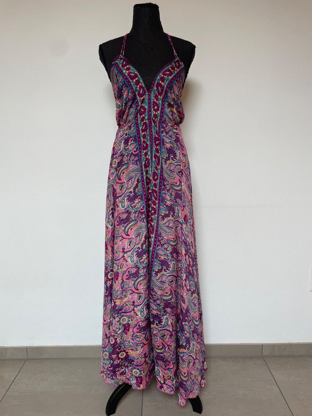 Vestiti: Boho Maxineckholderkleid aus Seide/Viscose – Nuovo (secondo la descrizione) da Sigriswil venduto da ck56