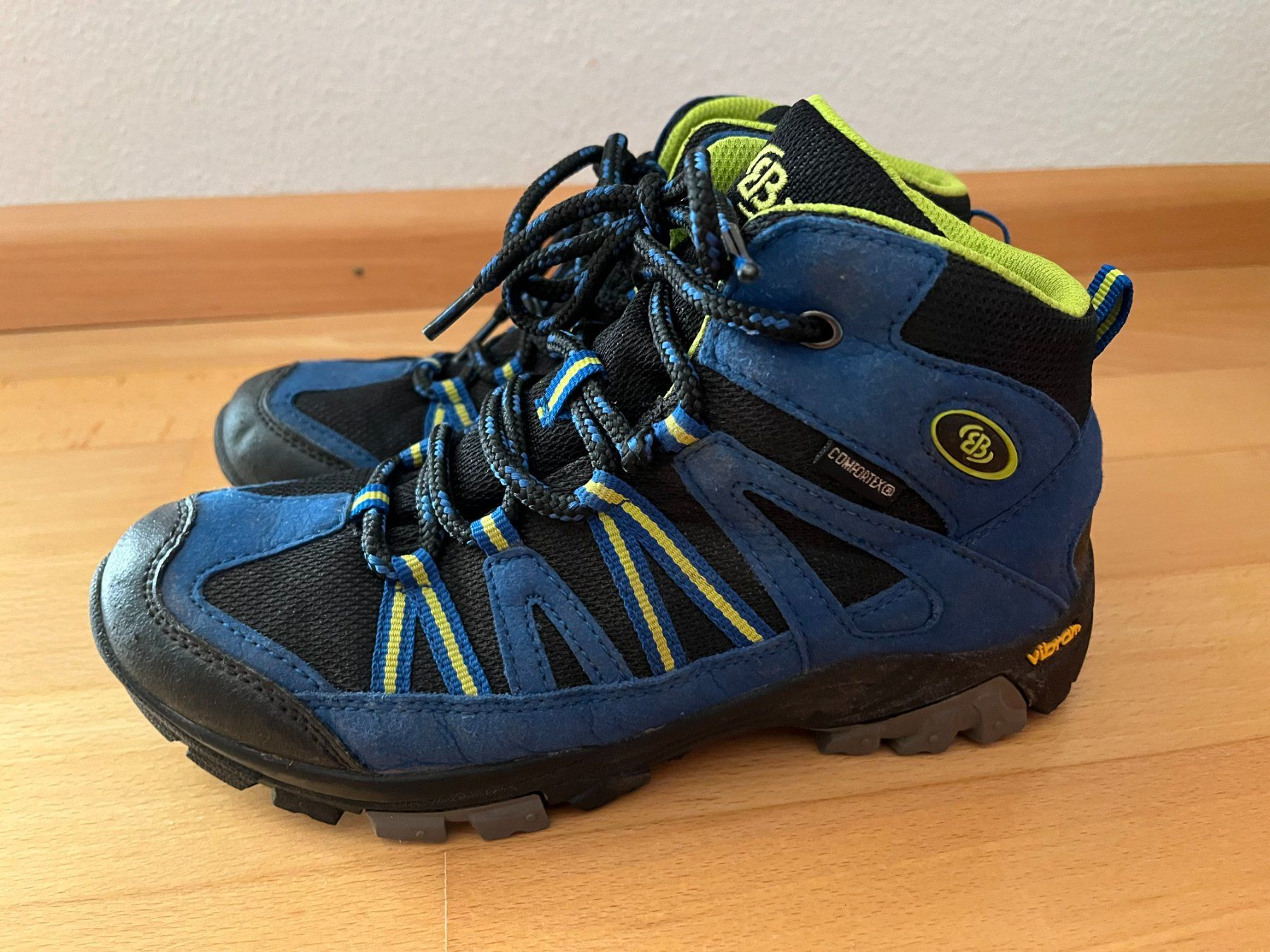 Scarpe per ragazzi: Brütting Trekkingschuh blau-gelb Grösse 35 – Usato da Muttenz venduto da Juvenile33 2