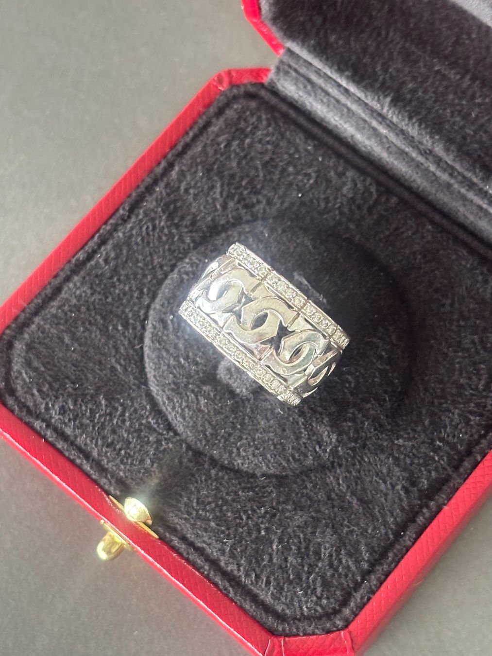 Cartier Anelli: Cartier C entrelacés – Usato da Chamby venduto da vuittonista