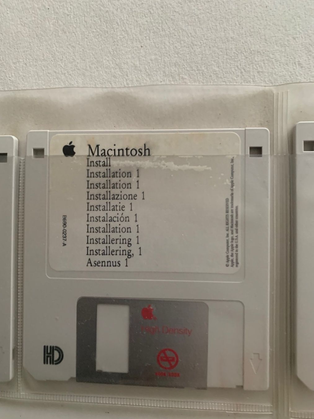 PCs: Macintosh LC III Disketten, verschiedene Versionen, top! – D'occasion à Emmen par newdeal1970 2