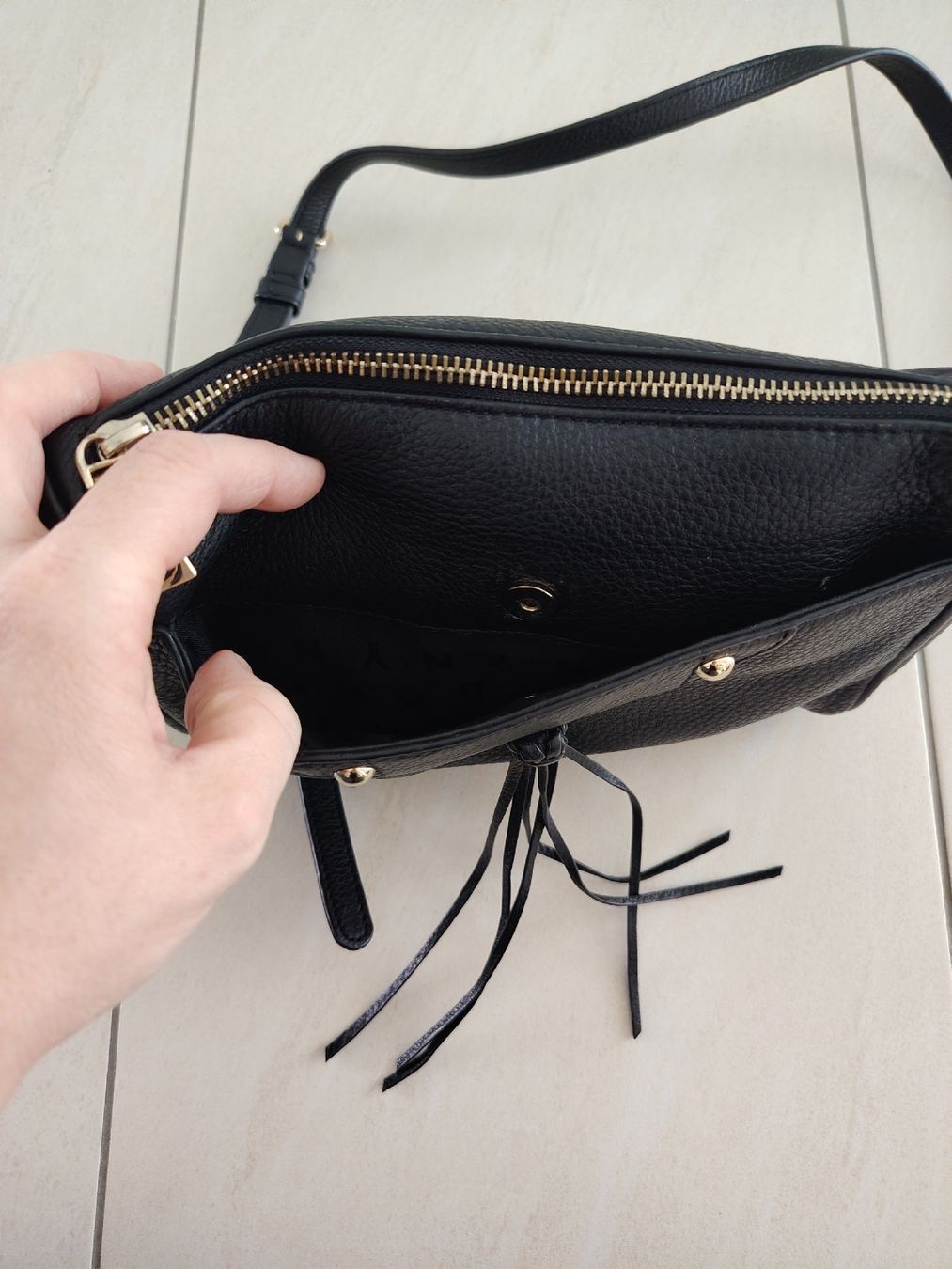 Borse da donna: Dkny Leder Bag – Usato da Mendrisio venduto da Dee-11 2