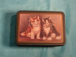 Blechbüchse mit Katzen, dunkelgrün-gold