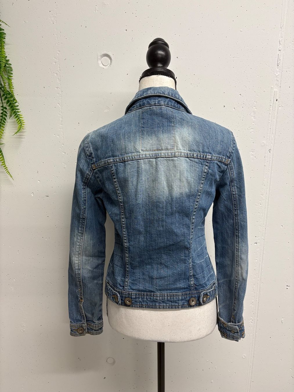 Esprit Jacken: Esprit EDC Jeansjacke Gr. S blau – Neu (gemäss Beschreibung) aus Regensdorf von secondchancefashion 2