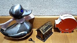 Konvolut-4 x vintage Sammel-Kasseli ❗️/ Spardose