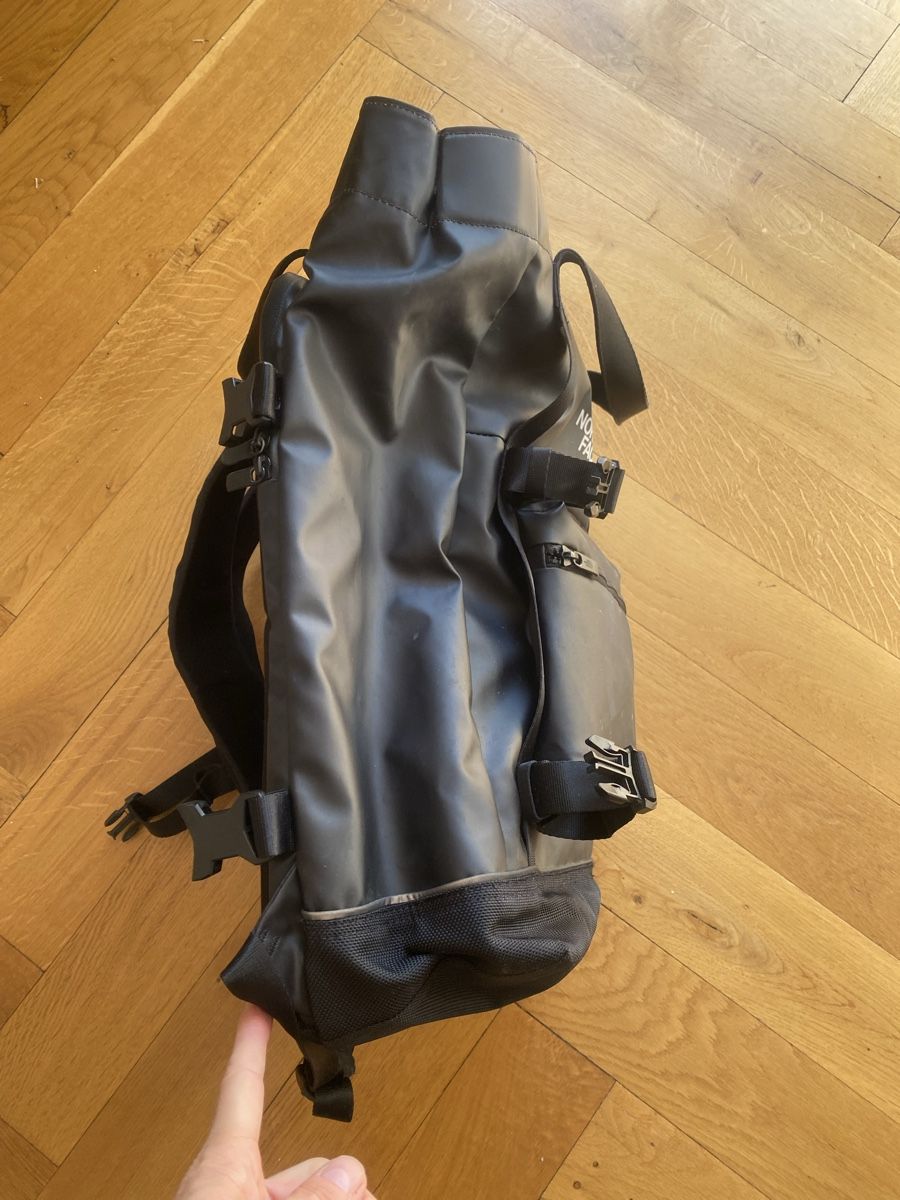 North Face Rucksäcke: The North Face Base Commuter Pack Rucksack – Gebraucht aus Zürich von rotschwarzkaeppchen 4