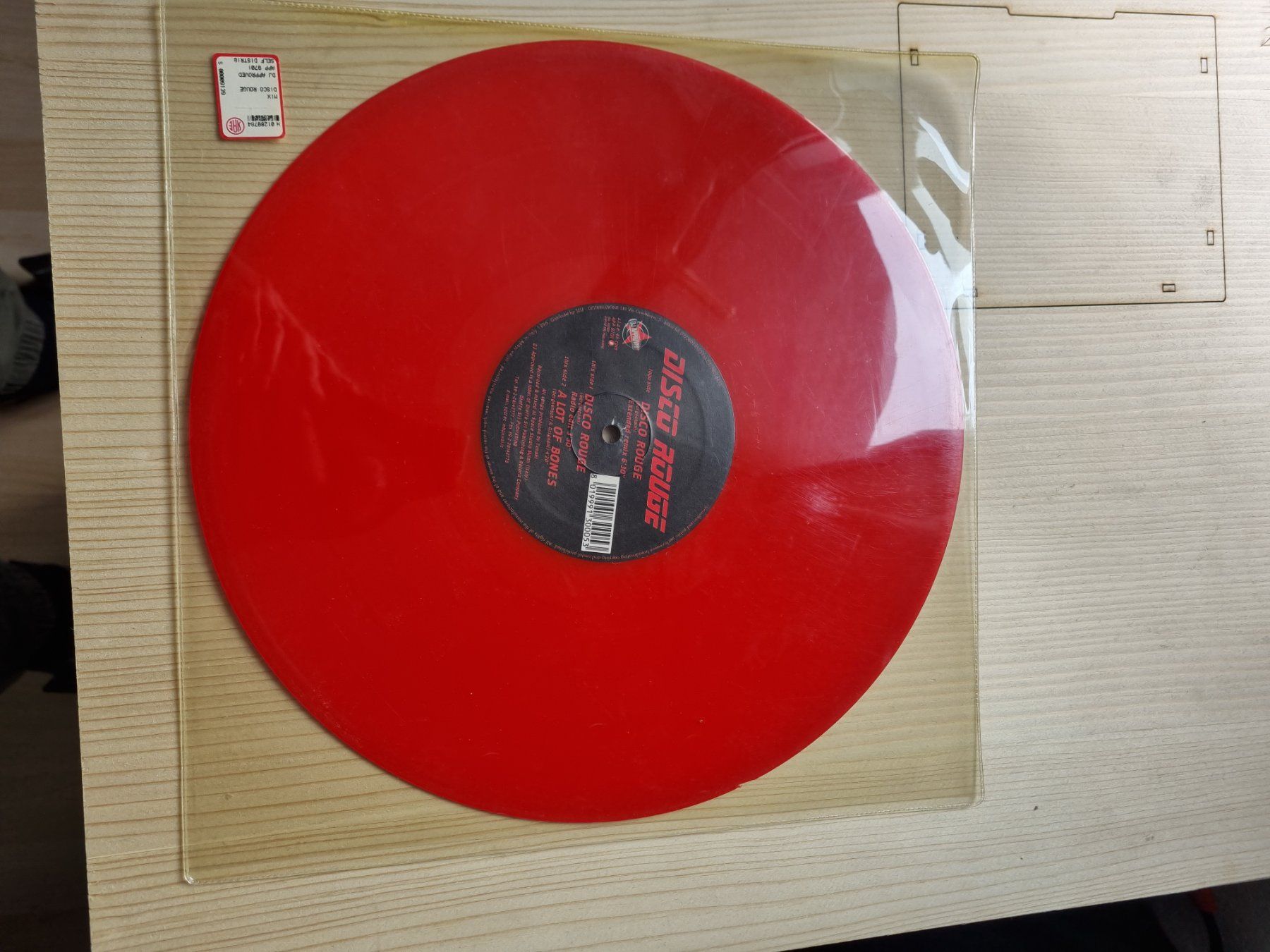 Dischi in vinile: Disco Rouge / A lot of Bones – Usato da Gelterkinden venduto da Fruchtizwerg