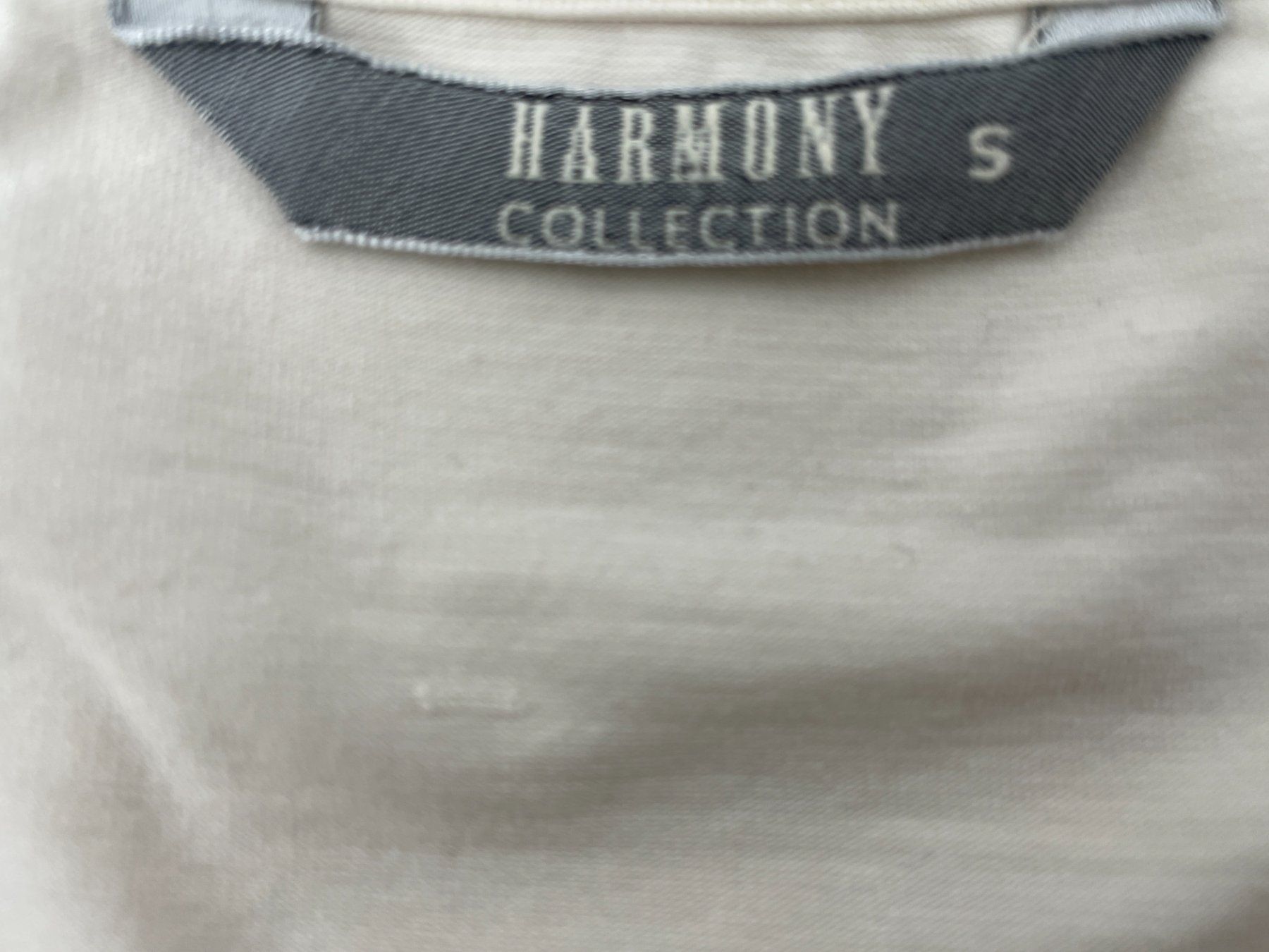 T-Shirts: HARMONY T-Shirt blanc cassé – Gebraucht aus Lausanne von PlusValue_Lausanne 2