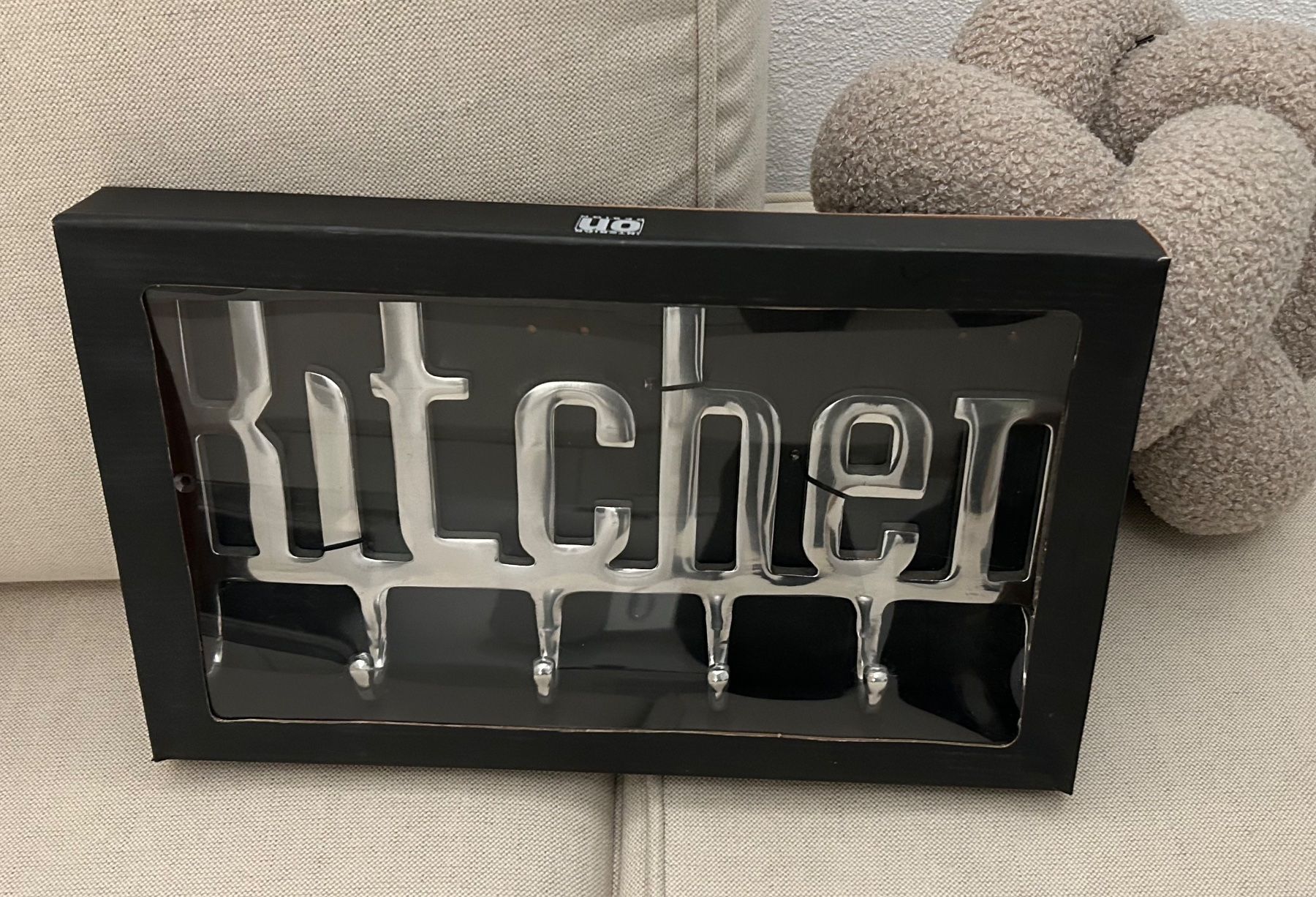 Handtuchhalter: Küchen Handtuchhalter Tuch Kitchen - NEU&OVP – Gebraucht aus Schongau von Designart 1