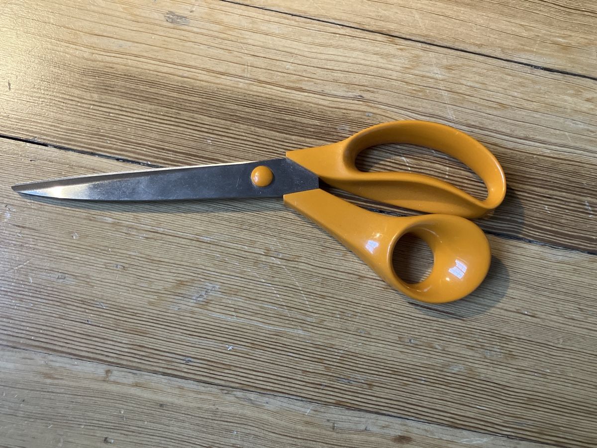 Fiskars Alle Werkzeuge: Stoffschere neu von Fiskar Orange – Neu (gemäss Beschreibung) aus Zürich von konradkuhn