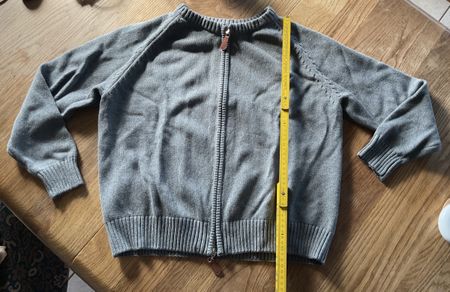 Strickjacke grau mit Reissverschluss NEU Gr. M