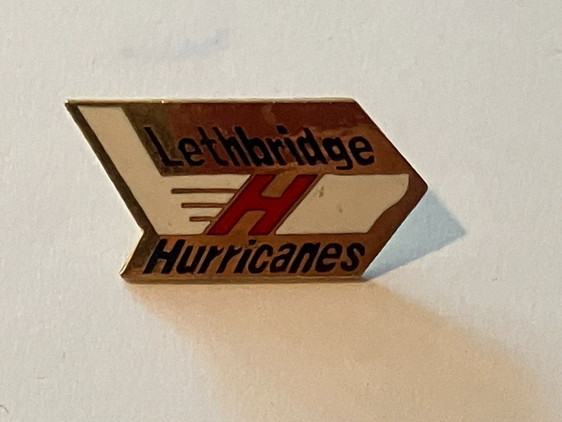 Placchette & Badge: 1 Pin Lethbridge Hurricanes – Usato da Basel venduto da djwwpp