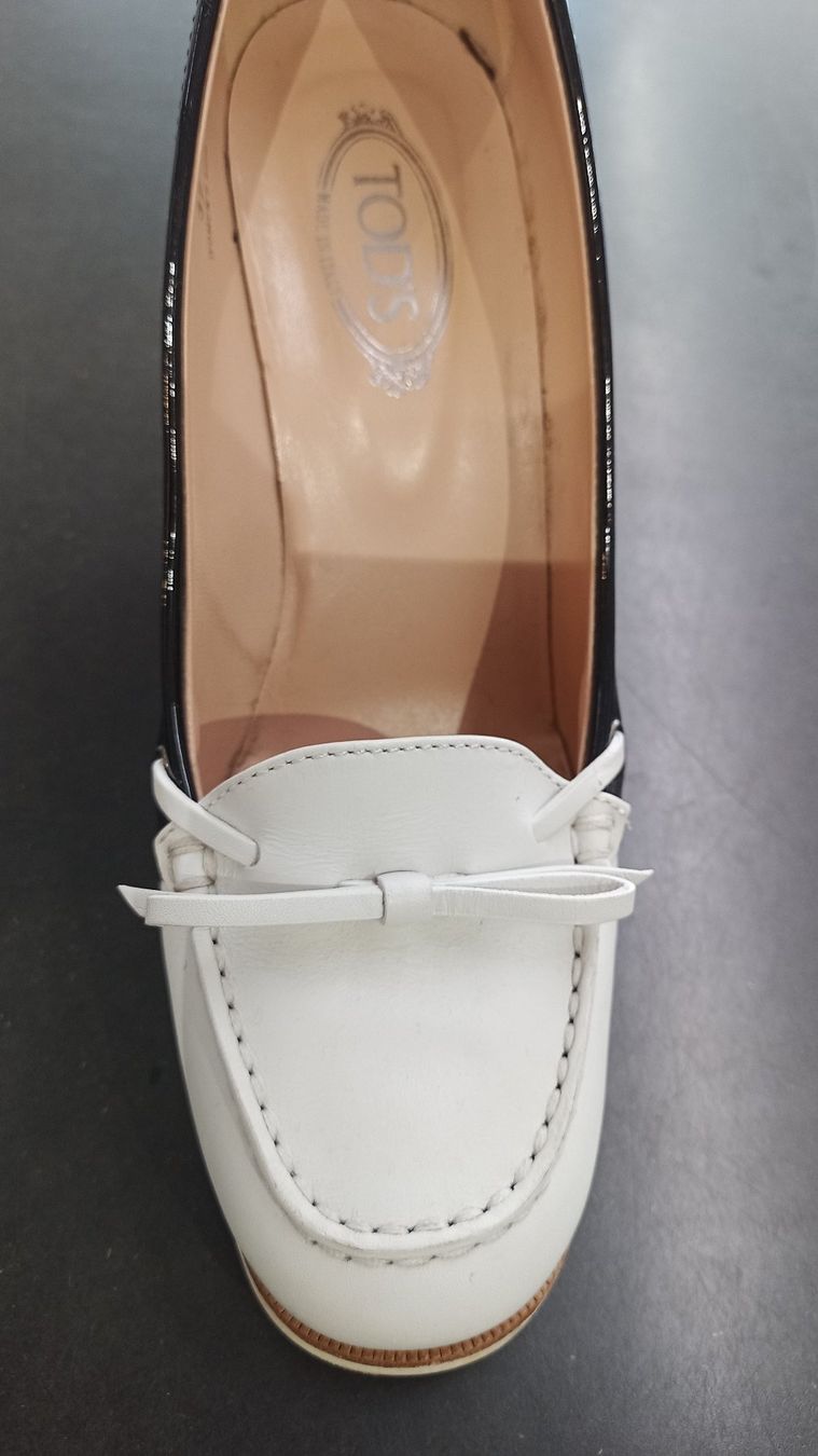 Tod'S Damenschuhe: Tod's Pump weiss/schwarz Grösse 37 – Gebraucht aus Altishausen von Tschipfo 4