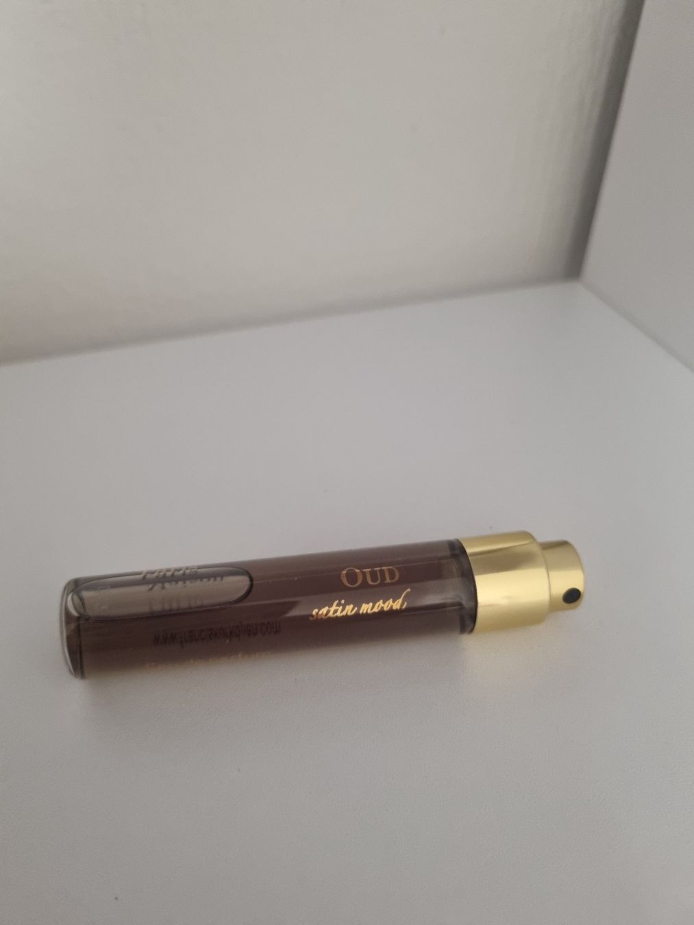 Kurkdjian Profumi & Eau de Toilette: MFK Oud satin mood, eau de parfum, 11ml – Nuovo (secondo la descrizione) da Jonen venduto da Juliette_St 2