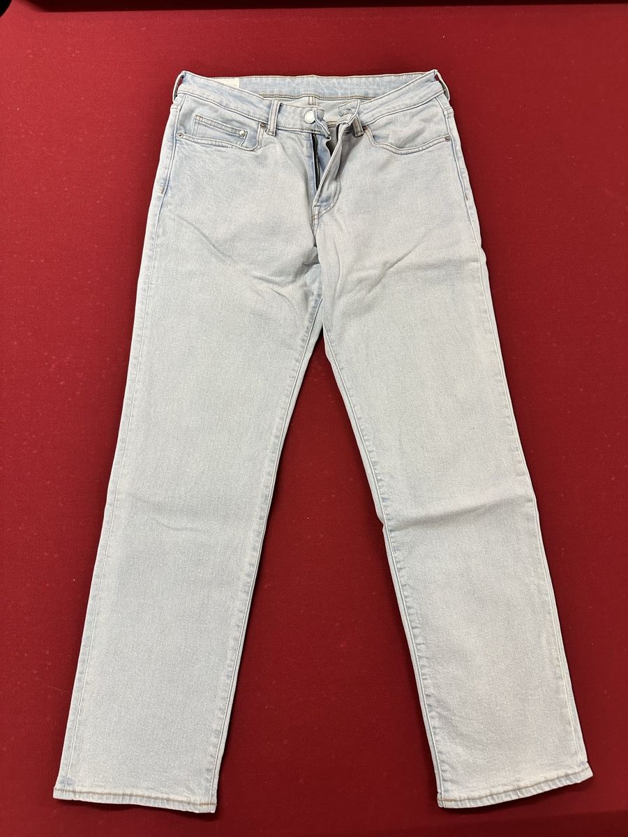 H&M Jeans: H&M Jeans – Usato da Zug venduto da User.1211