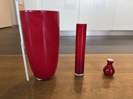 Blumenvasen rot