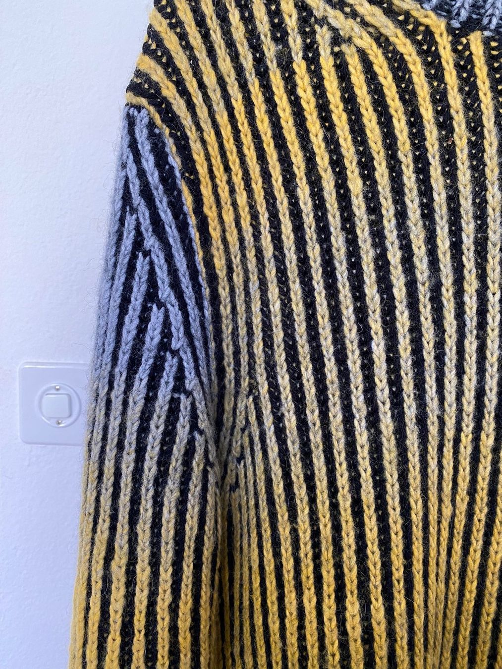 Dondup Maglioni & Felpe: DONDUP Sweatshirt – Nuovo (secondo la descrizione) da Biel/Bienne venduto da lichterhoh 2