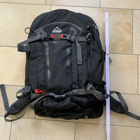 neuer McKinley Wanderrucksack schwarz, 32 l