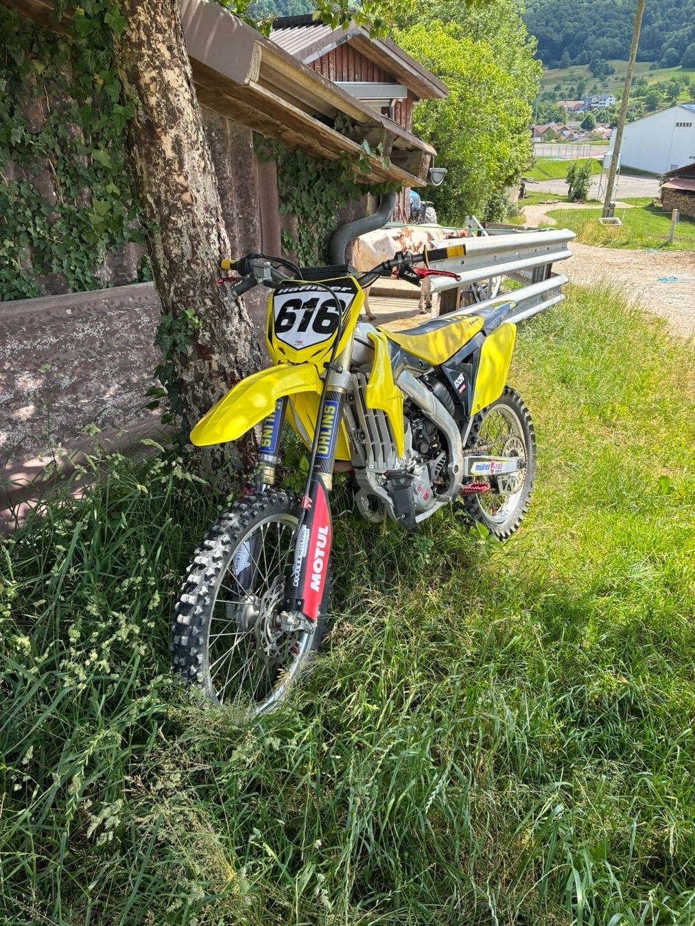 Suzuki Enduro: Suzuki Rm- Z 250 – D'occasion à Kienberg par nic_dpc5