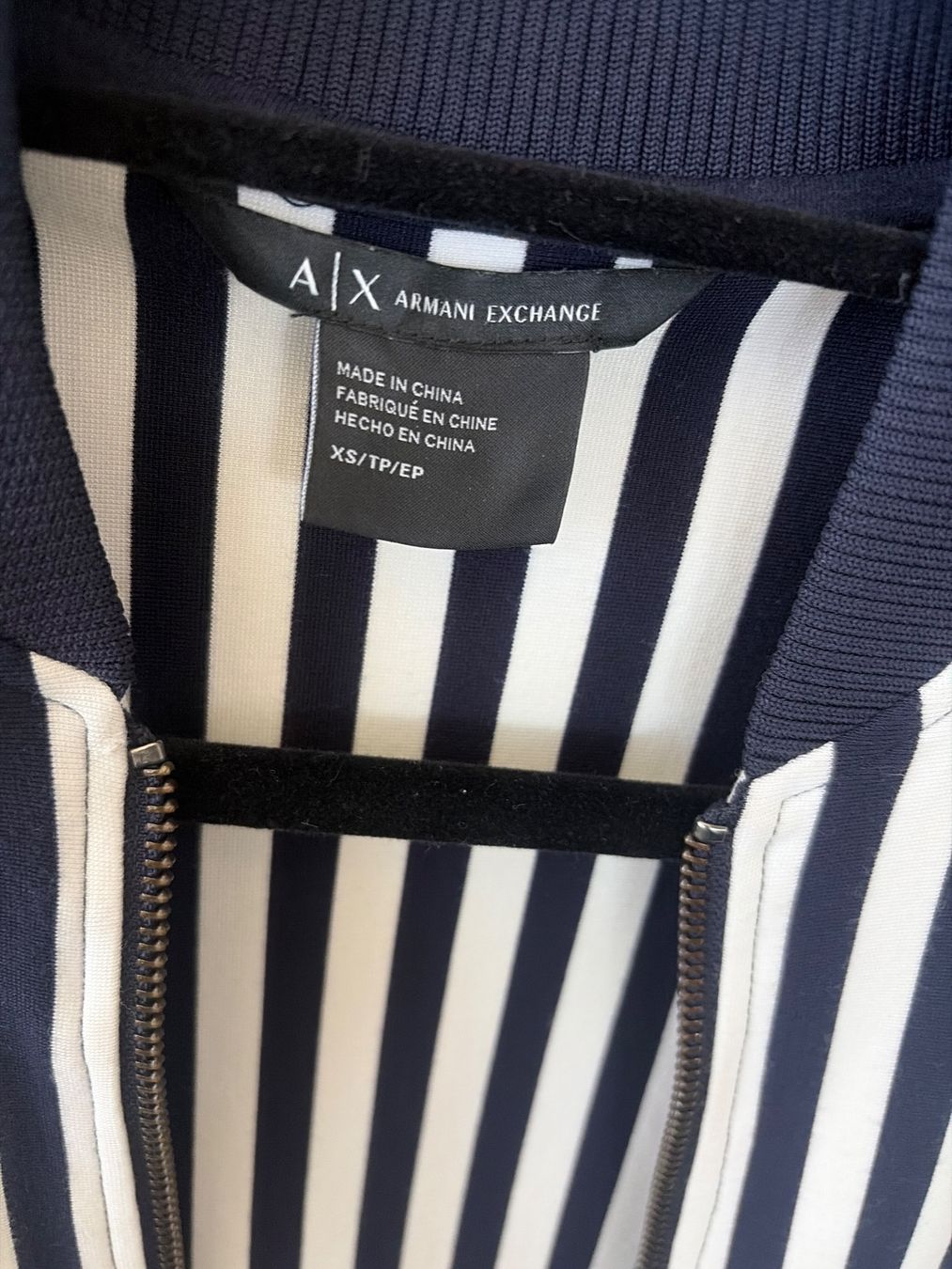 Armani Tute: Armani Exchange 2-teiliges Set | Jumpsuit & Jacke | Gr. S/M – Nuovo (secondo la descrizione) da Wallisellen venduto da Lan_82sz 7