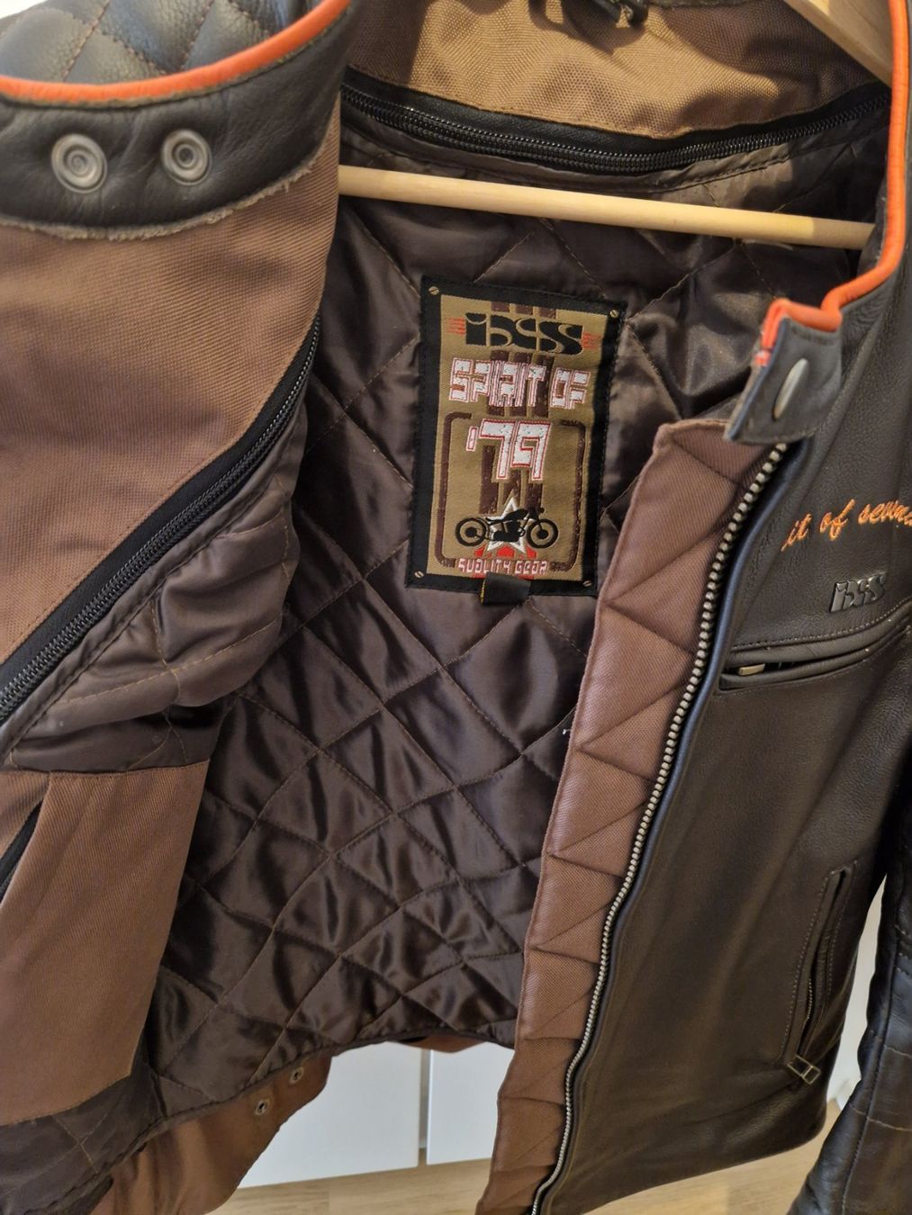 IXS Giacche: Motorradjacke Leder – Usato da Rotkreuz venduto da Bibi2405 2