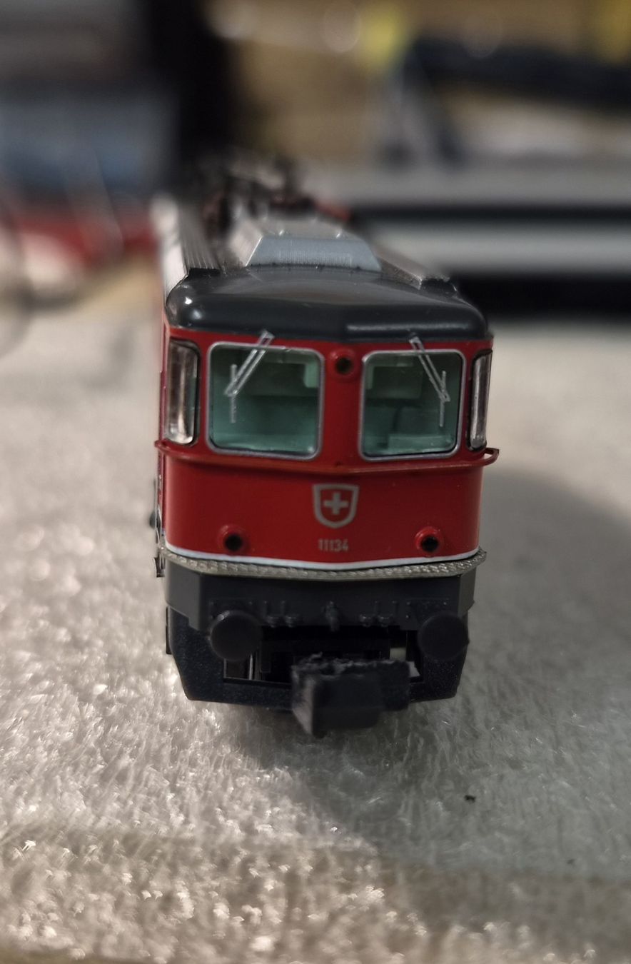 Hobbytrain Modellini di ferrovie: Hobbytrain Re4/4 ll rot – Usato da Romanshorn venduto da tosadani 5