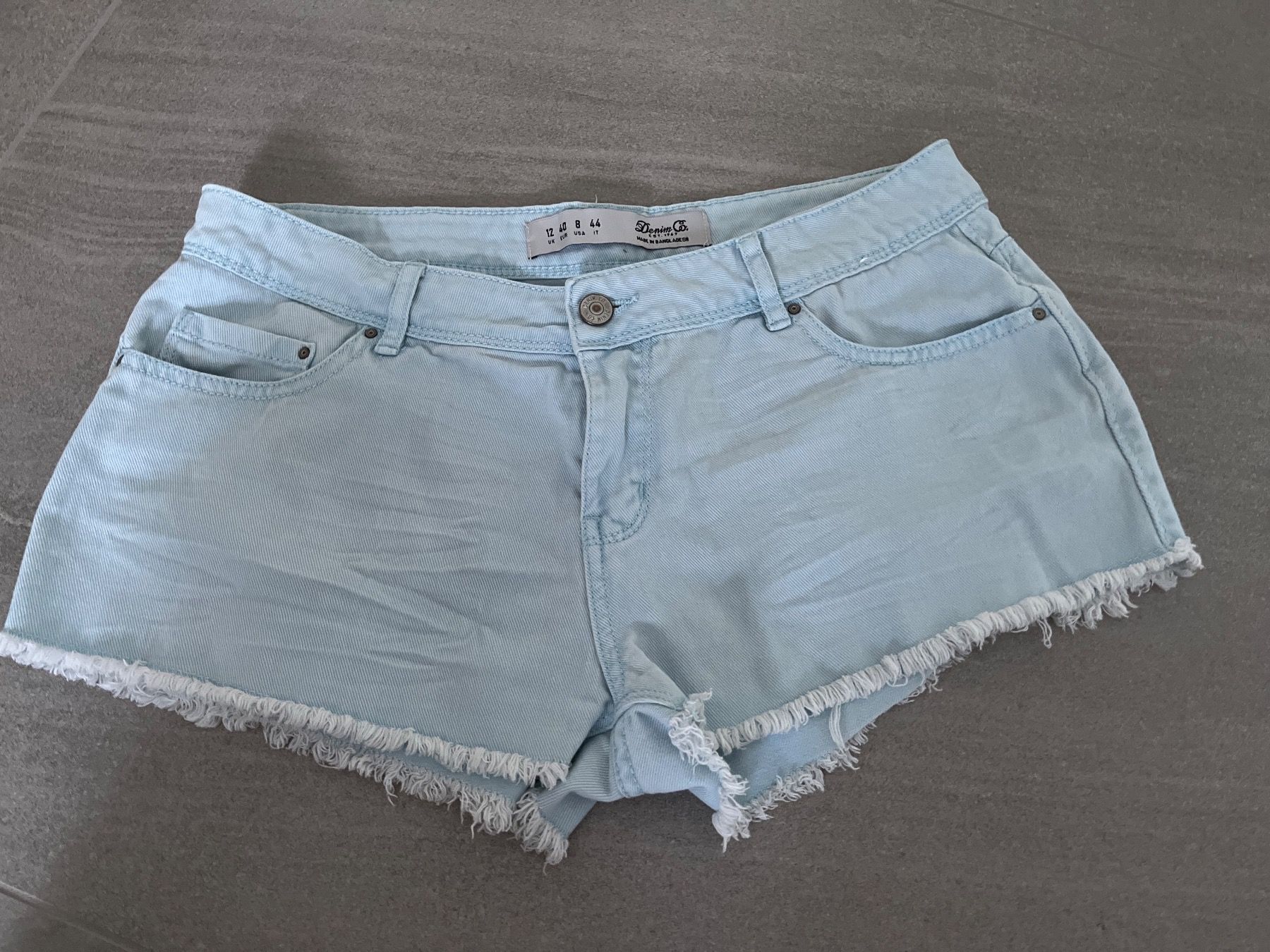 Jeans: Jeans short – Gebraucht aus Besazio von EmyScucy
