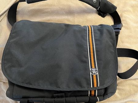 Crumpler Messenger gross