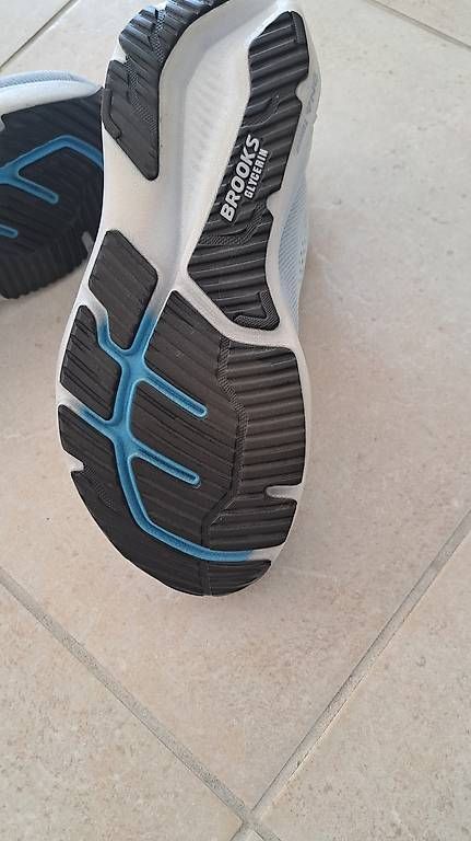 Brooks Scarpe da uomo: Brooks Glycerin 23 – Usato da Laufen venduto da mic_k58d