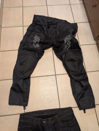 Motorradhose Damen Grösse 24 schwarz Textil neuwertig