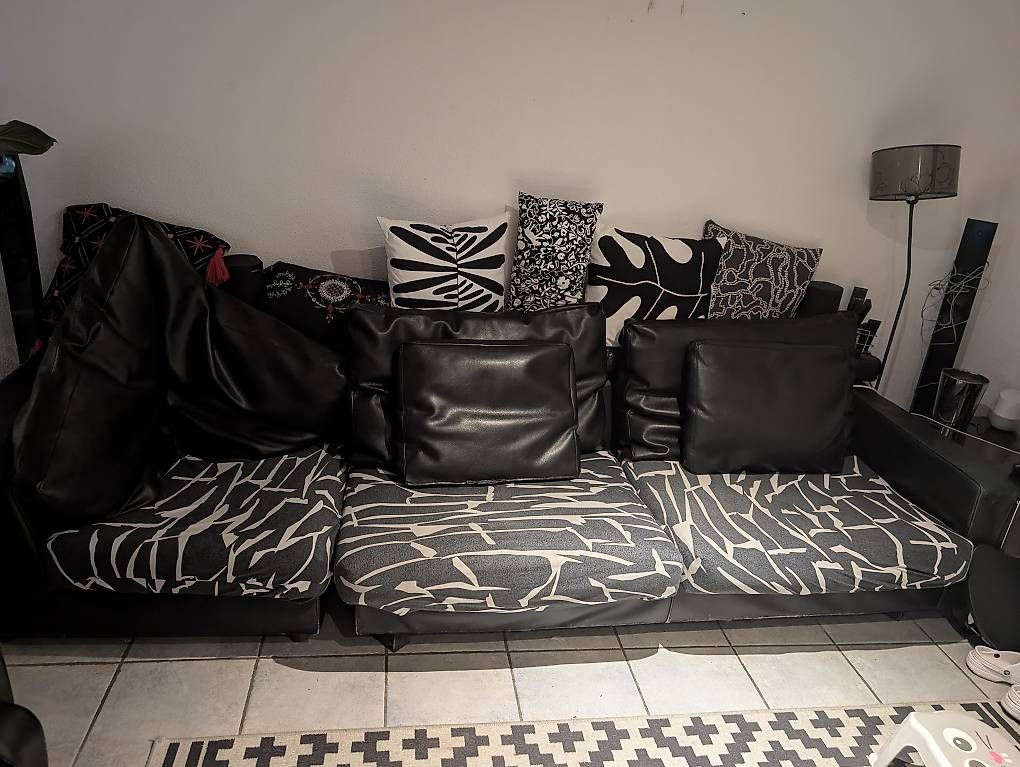 Divani: Canapé en cuir Roche Bobois  – Usato da Athenaz (Avusy) venduto da che_6dfd