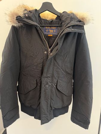Woolrich Jacke schwarz Grösse S guter Zustand