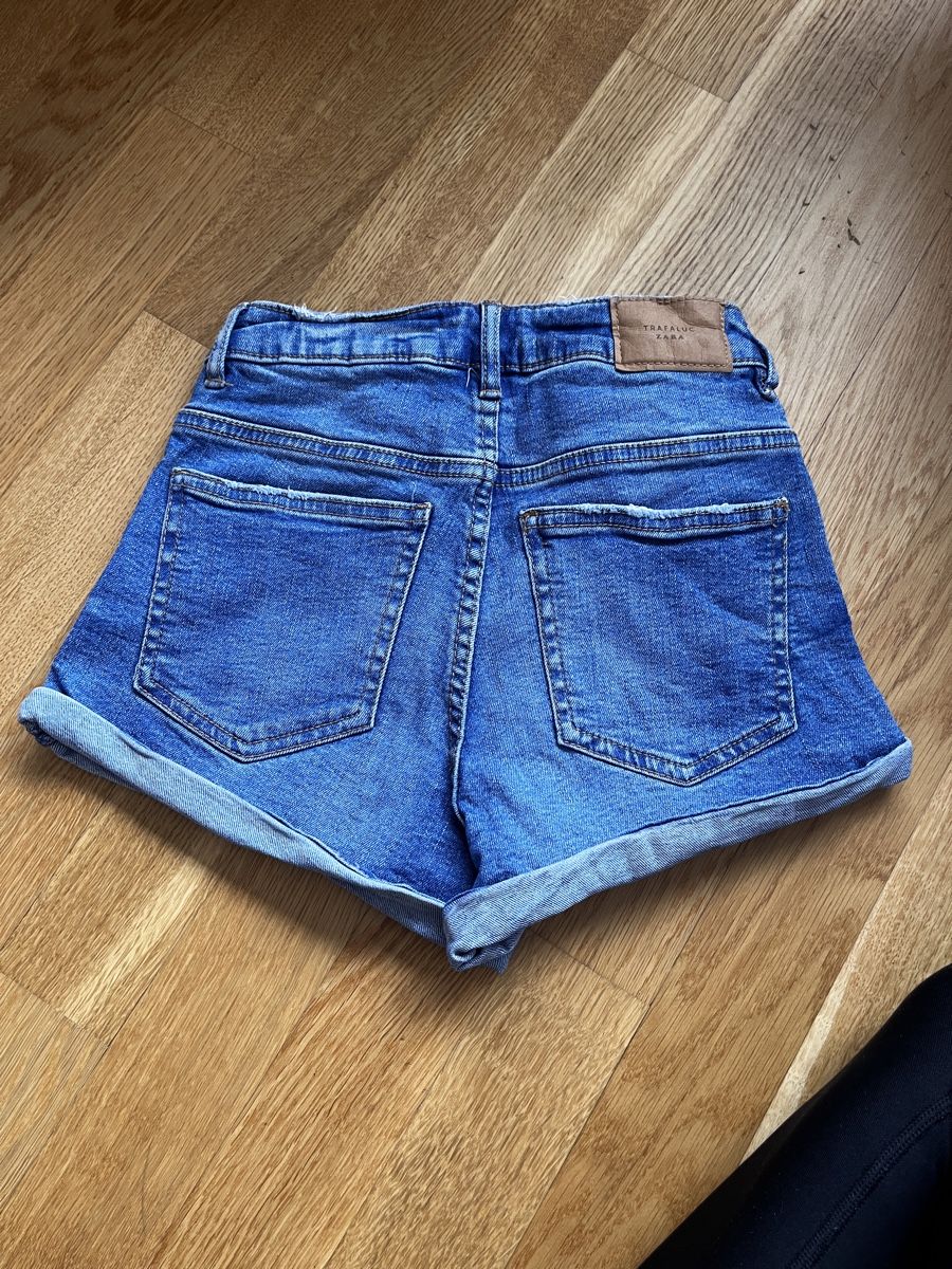 Zara Jeans: Jeans Shorts - gr. 32 – Gebraucht aus Zürich von a.b.2025 1