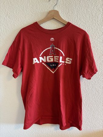 MAJESTIC ANGELS T-SHIRT