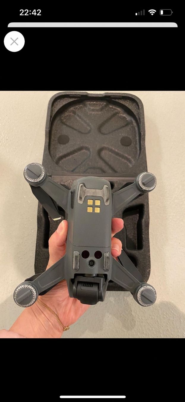 DJI Modellismo RC: Djl Drohne Spark Fly – Nuovo (secondo la descrizione) da Kilchberg ZH venduto da TanniTanni
