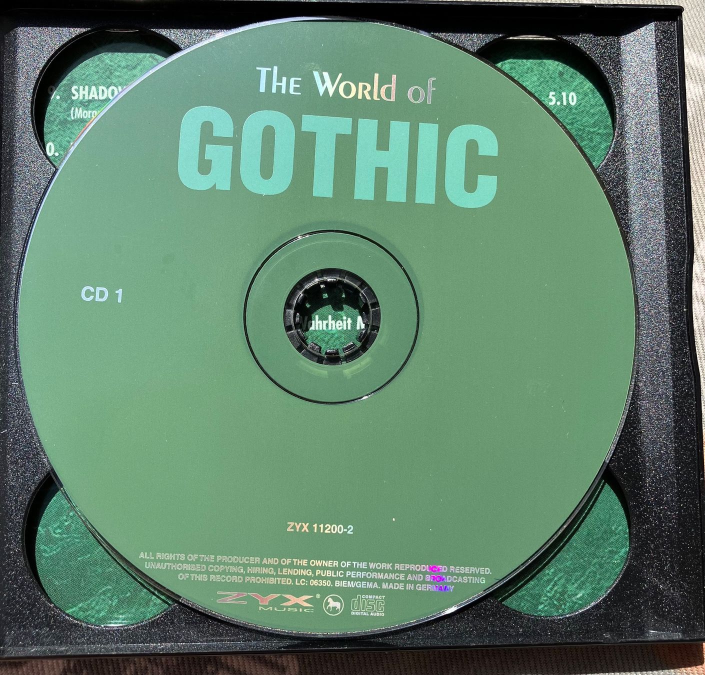 CD: 2 CD  The World of GOTHIC – Usato da Basel venduto da Cora3 2