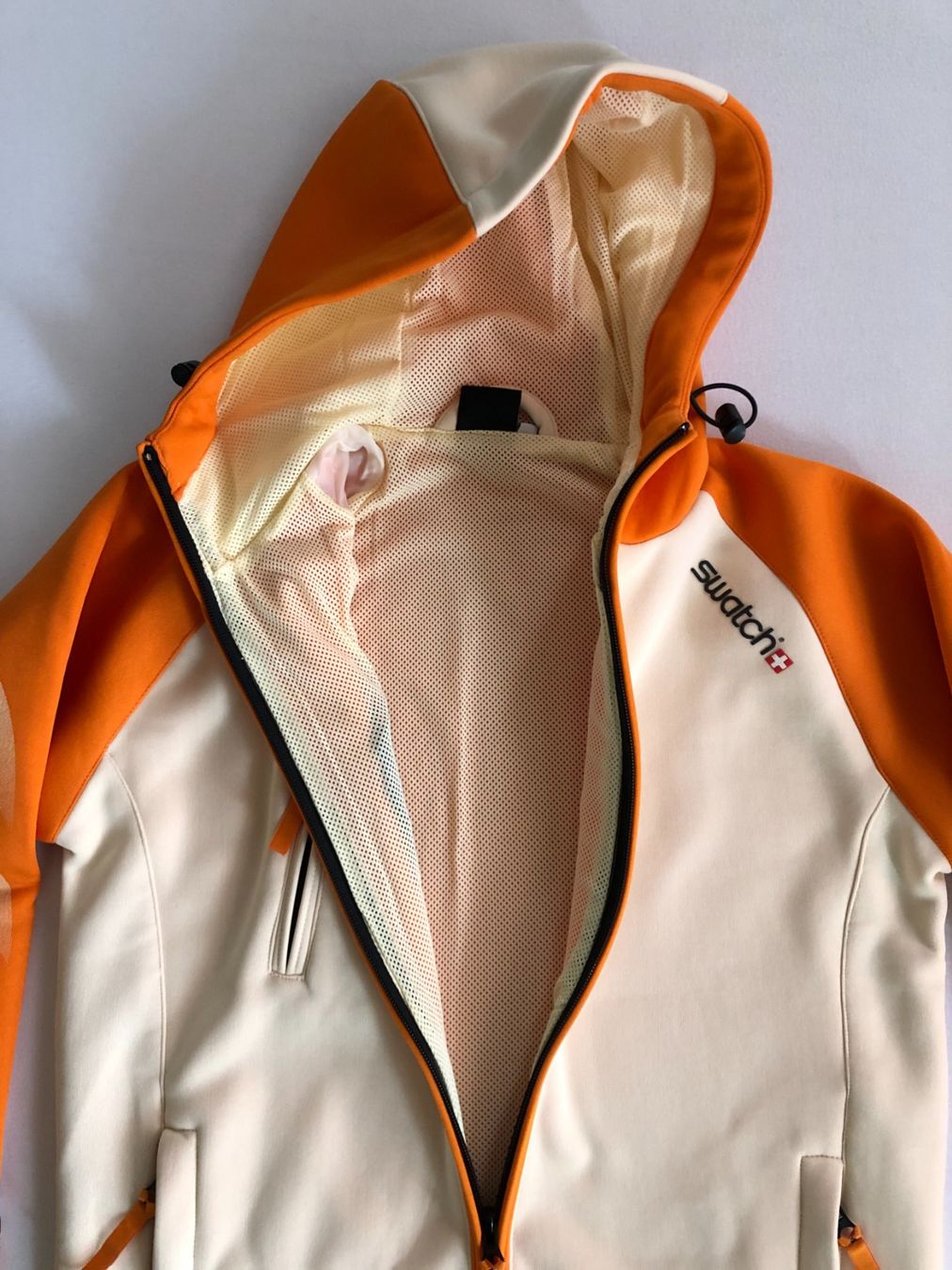 Giacche: Swatch Trendy Hooded Jacket – Nuovo e nell'imballaggio originale da Naefels venduto da Lenanae 1