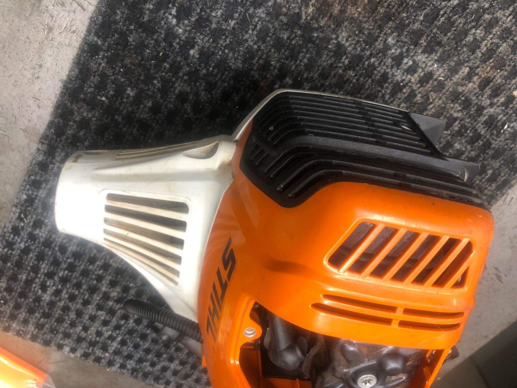 Stihl Alle Maschinen: Stihl FS 131 R – Defekt aus Rüschlikon von  1