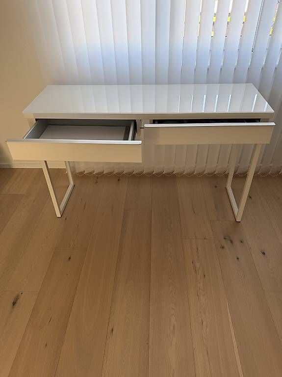 Tavoli da trucco: Schminktisch oder Schreibtisch – Usato da Hölstein venduto da cla_zt5w