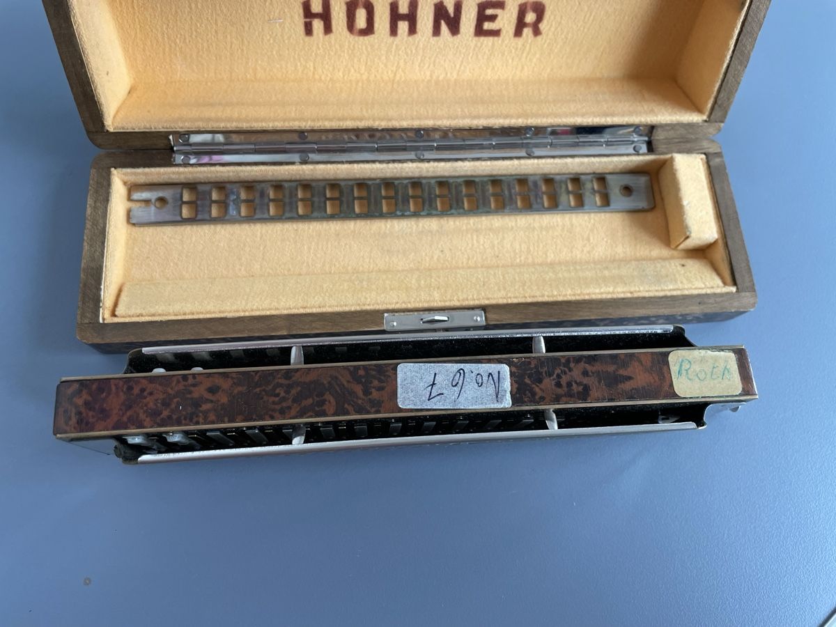 Hohner Strumenti musicali: Hohner Mundharmonika 64 Chromonica – Usato da Zug venduto da Namago 4